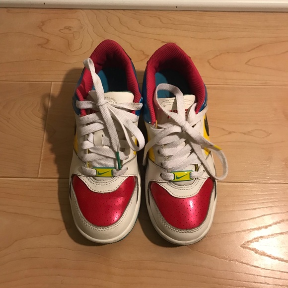 Nike colorful sneakers - Picture 1 of 7
